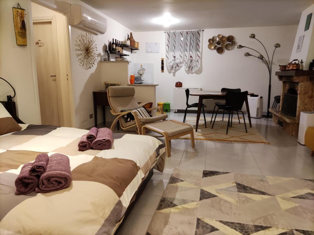 B&B Firmino La Loggia Eksteriør billede